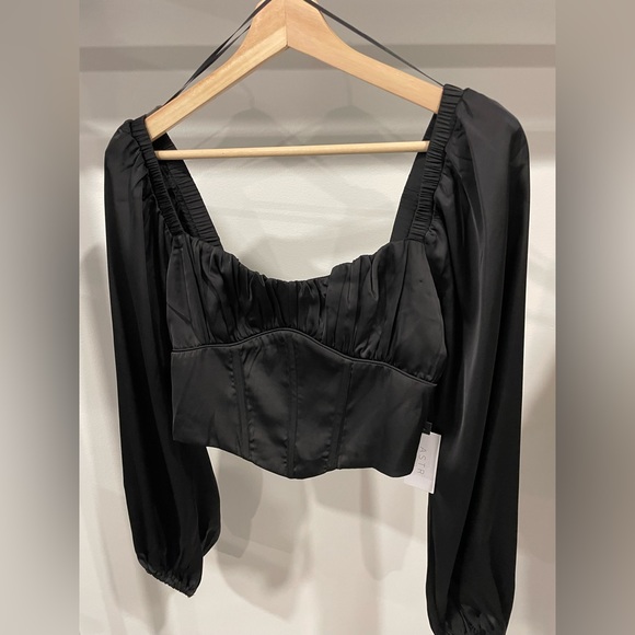 ASTR THE LABEL PENNY TOP BLACK - Picture 5 of 5